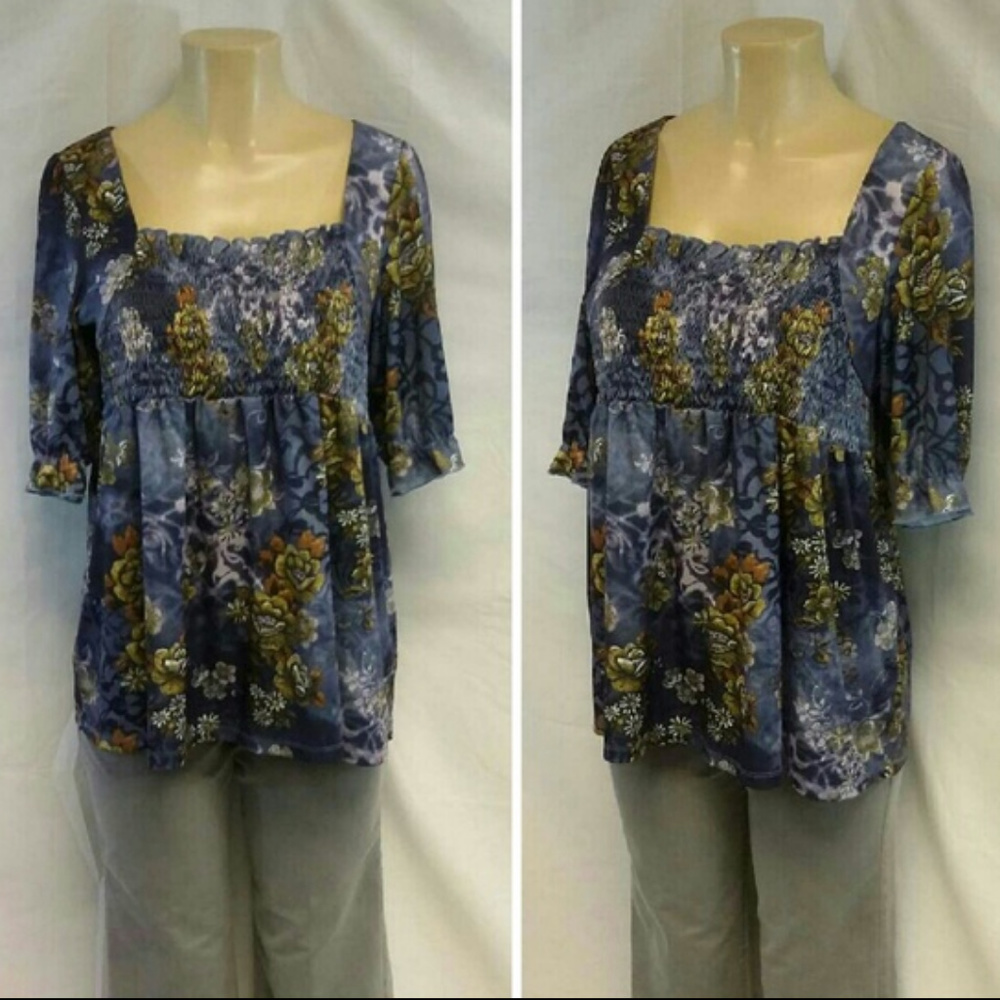 REQUIREMENTS  Babydoll Top, size Large - Picture 2 of 8